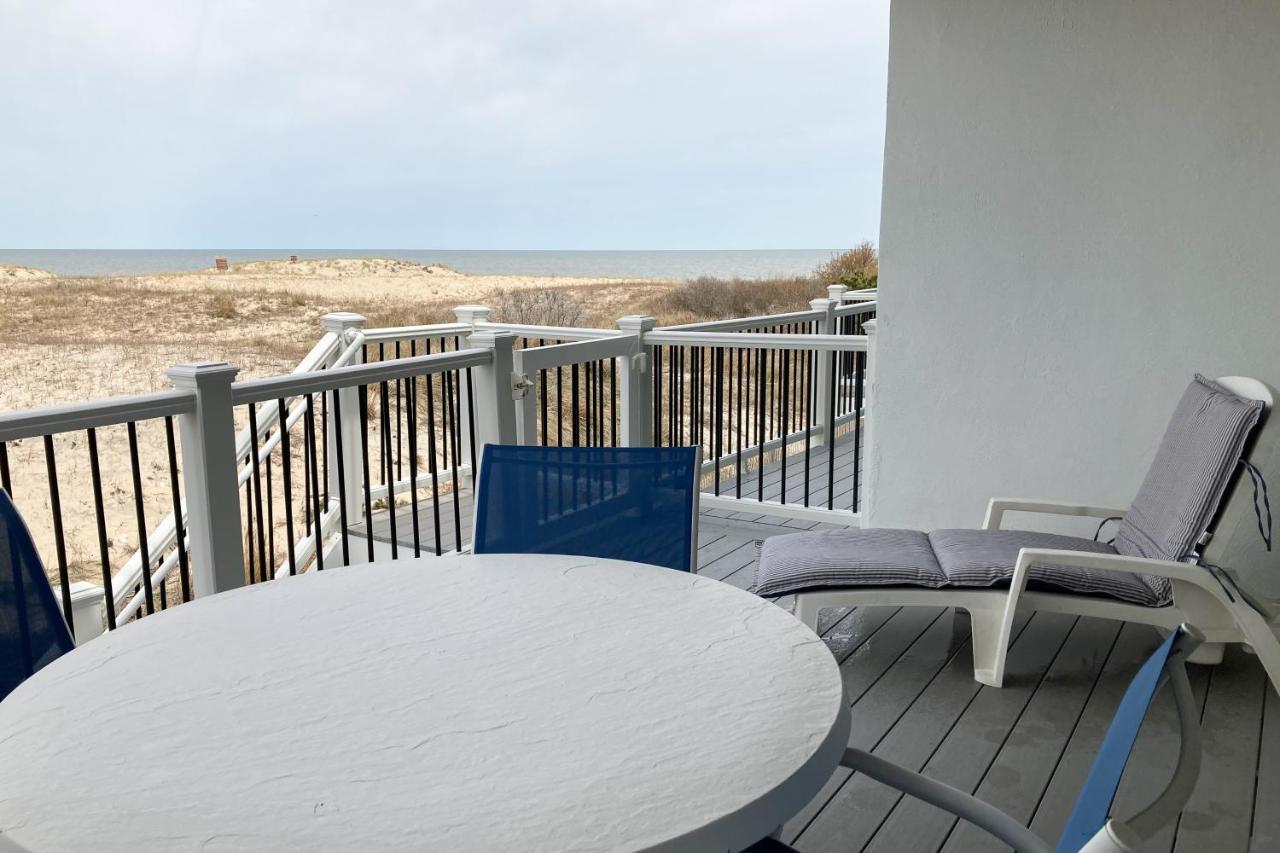 Seaside Villas --- 40123 Seaside Drive フェンウィック・アイランド エクステリア 写真