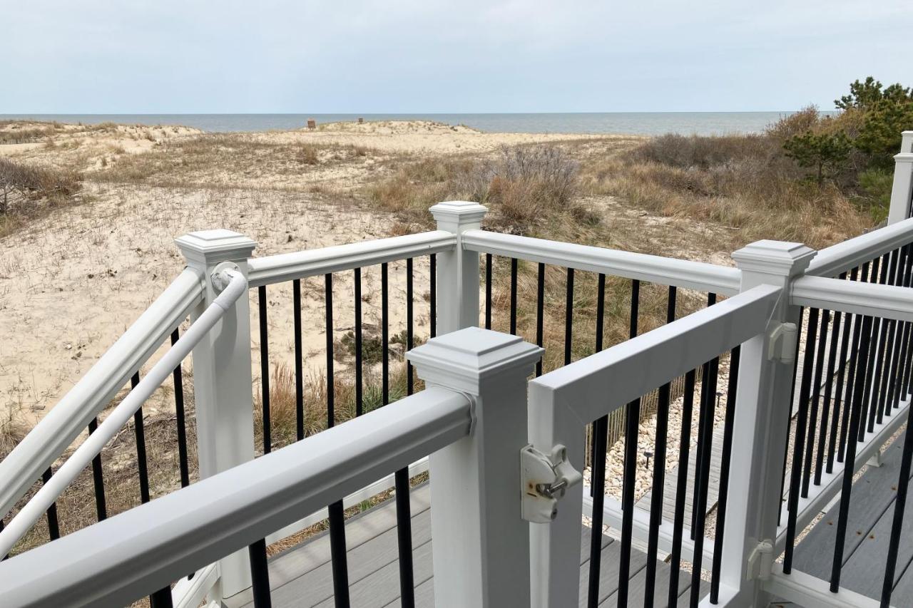 Seaside Villas --- 40123 Seaside Drive フェンウィック・アイランド エクステリア 写真